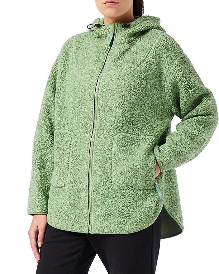 2) Oversized Fleece