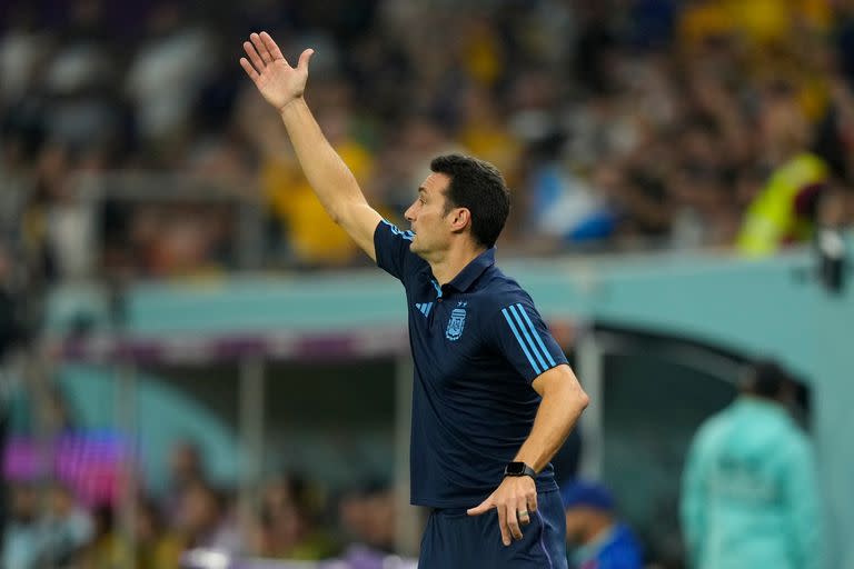 Lionel Scaloni, entrenador argentino, durante el partido por los octavos de final de Qatar 2022 ante Australia, en el estadio de Al Rayyan