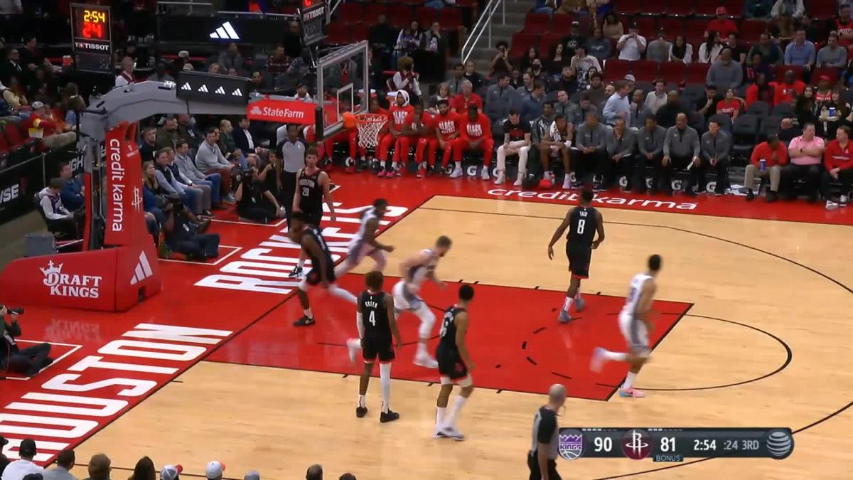 Domantas Sabonis with a dunk vs the Houston Rockets