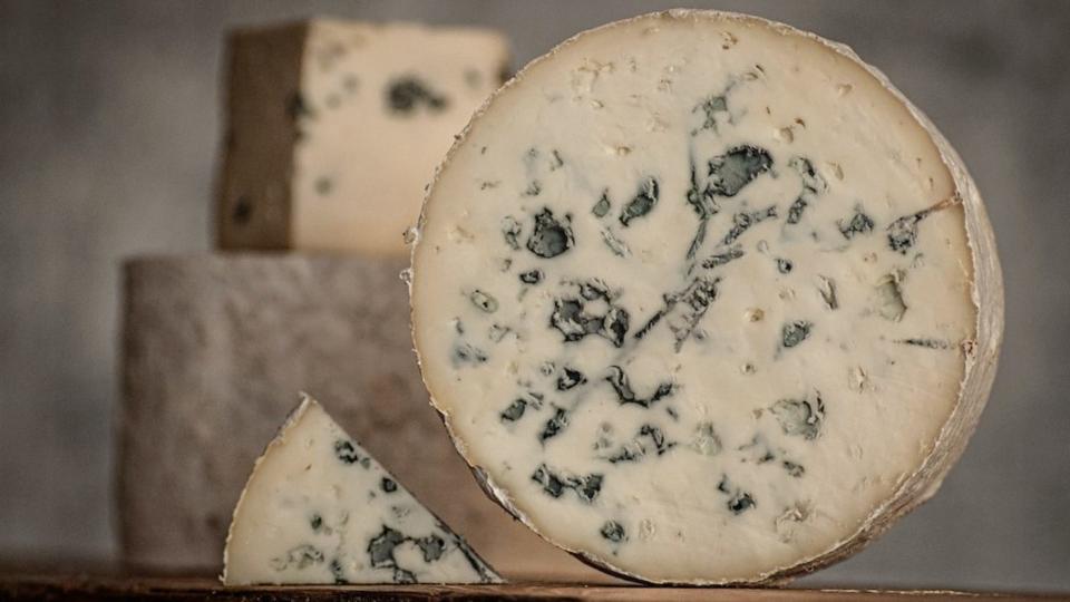 Spend a night in with the Jasper Hill Farm Cheese Club.