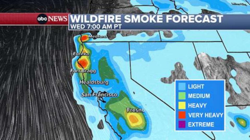 PHOTO: Wildfire Smoke Forecast Wed, 7AM PT Map (ABC News)