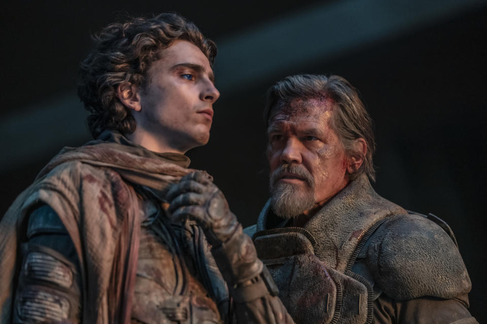 (L-r) TIMOTHÉE CHALAMET as Paul Atreides and JOSH BROLIN as Gurney Halleck in Warner Bros. Pictures and Legendary Pictures’ action adventure “DUNE: PART TWO,” a Warner Bros. Pictures release.