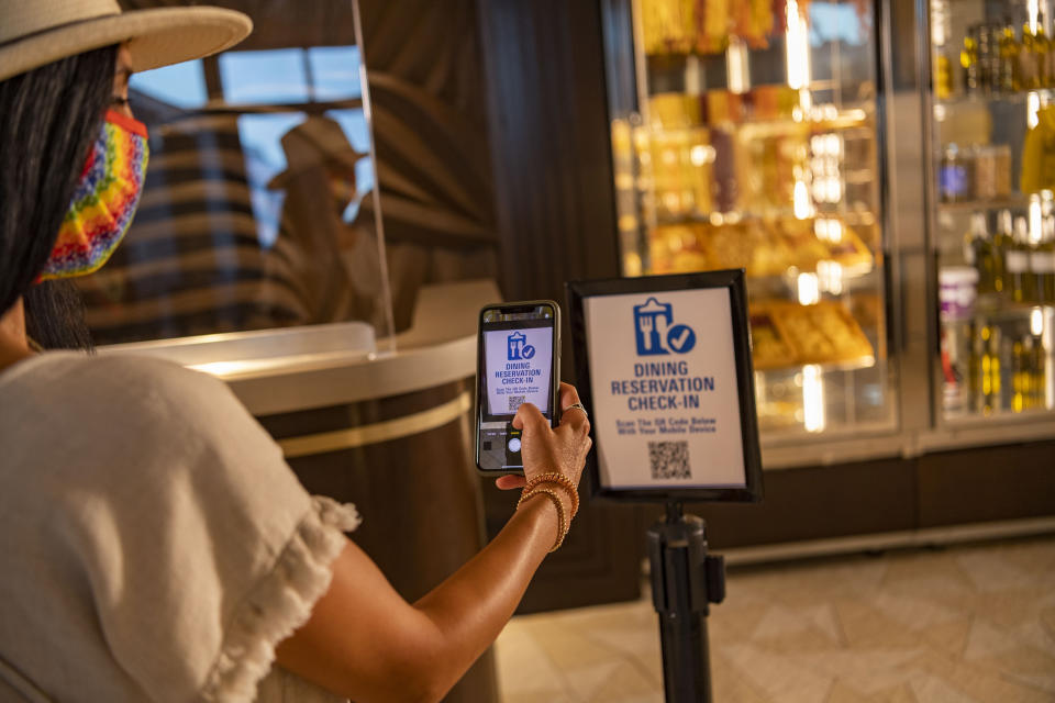 Mobile Check-In at Walt Disney World Resort Restaurants