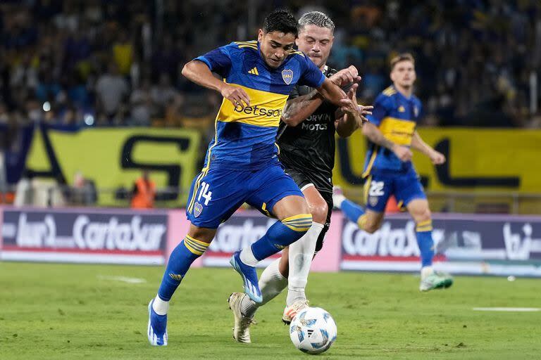 Luca Langoni ingresó y aportó una asistencia en Boca v Central Norte. por la Copa Argentina. 23-03-24