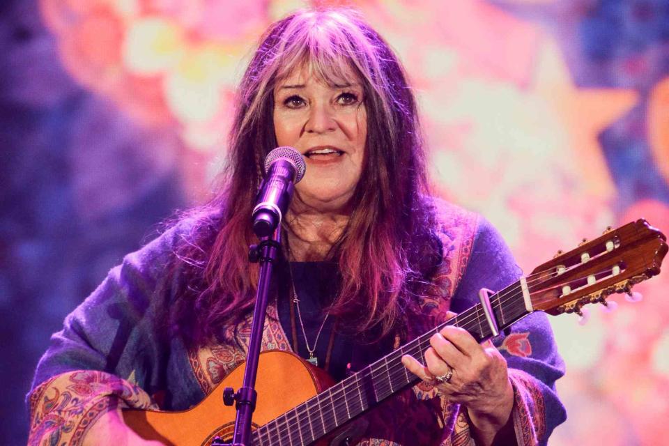 <p>Isa Foltin/Getty</p> Melanie Safka on September 6, 2018 in Hamburg, Germany. 