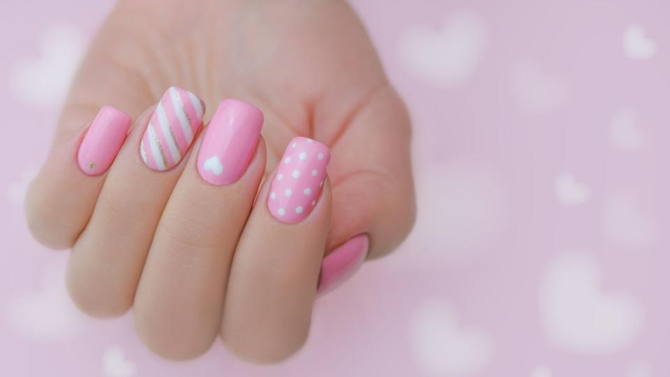 valentines day nail ideas pastel pink stripes polka dots