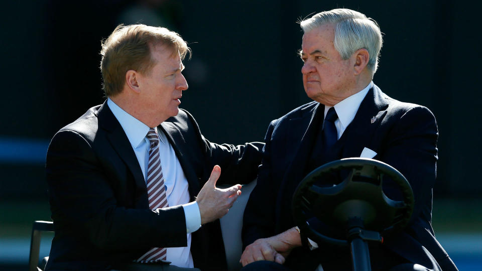 NFL Commissioner Roger Goodell (L) and Carolina Panthers owner Jerry Richardson (Getty)