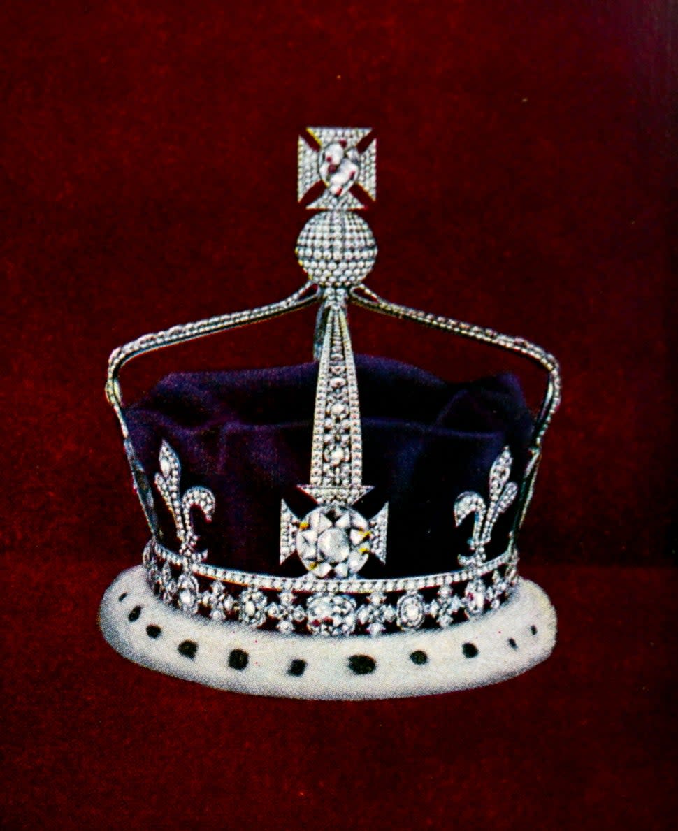 queen marys crown