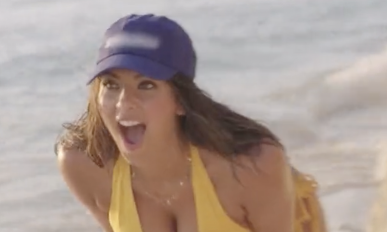 Jared Goff's girlfriend reacts to win.