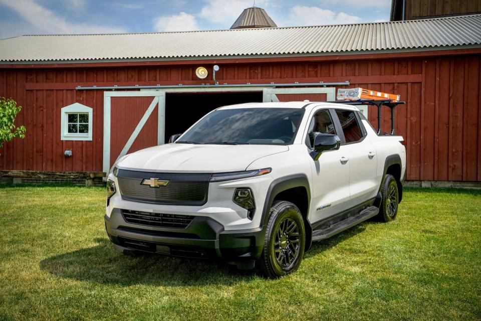 2023 chevrolet silverado ev