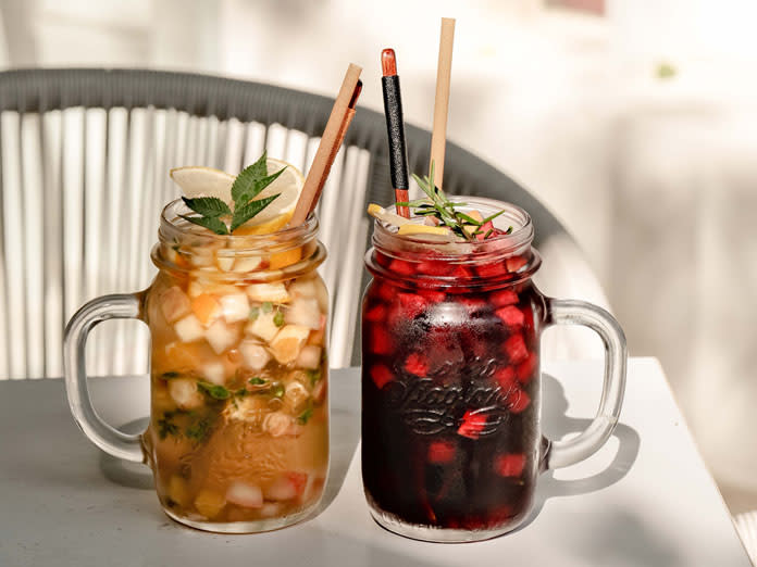 BLANCA & ROJA加入辛香料與新鮮水果製成全新風味SANGRIA AFRUTADA。臺虎精釀提供