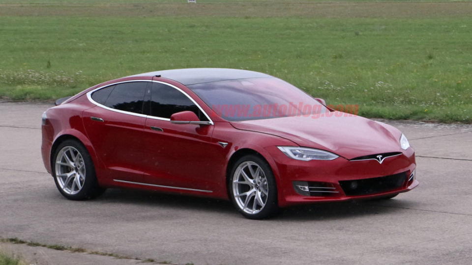 圖／日前Elon Musk透露Tesla Model S將前進紐柏林北環賽道，挑戰Porsche Taycan Turbo S創下的紀錄。