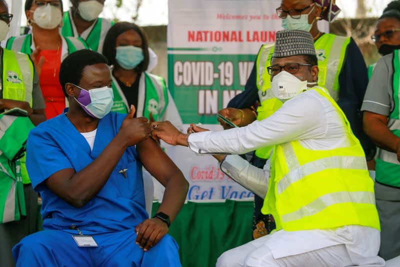 Nigeria distributes COVID-19 vaccines