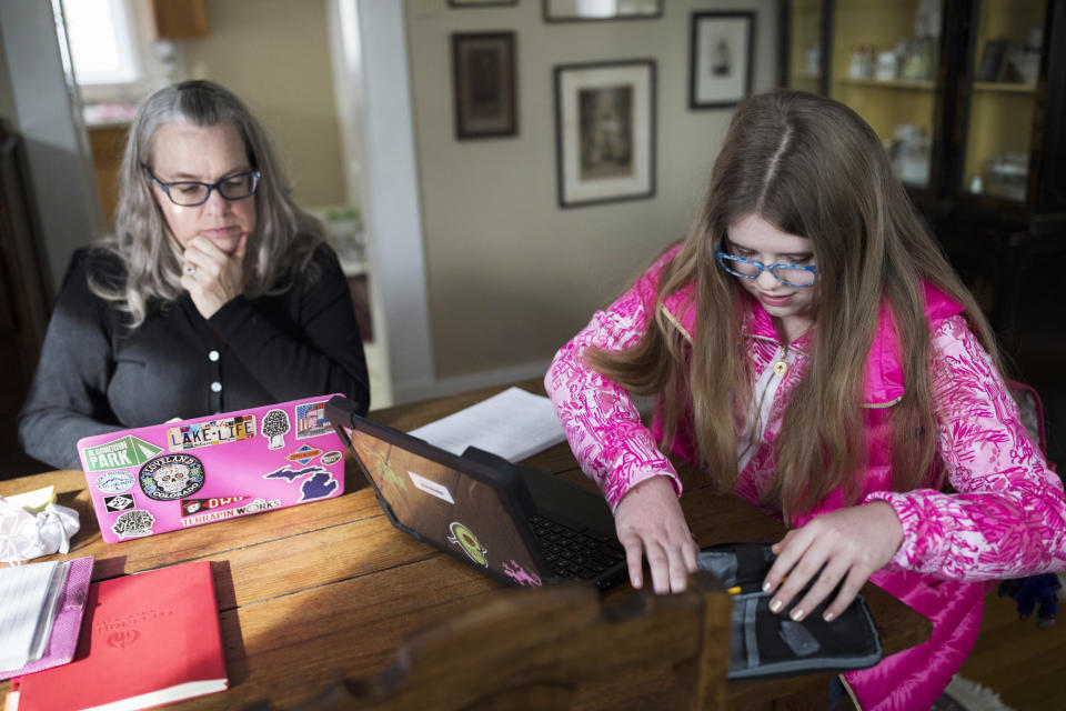 Image: Susan McLaughlin and Isabela Burgeson (Maddie McGarvey)