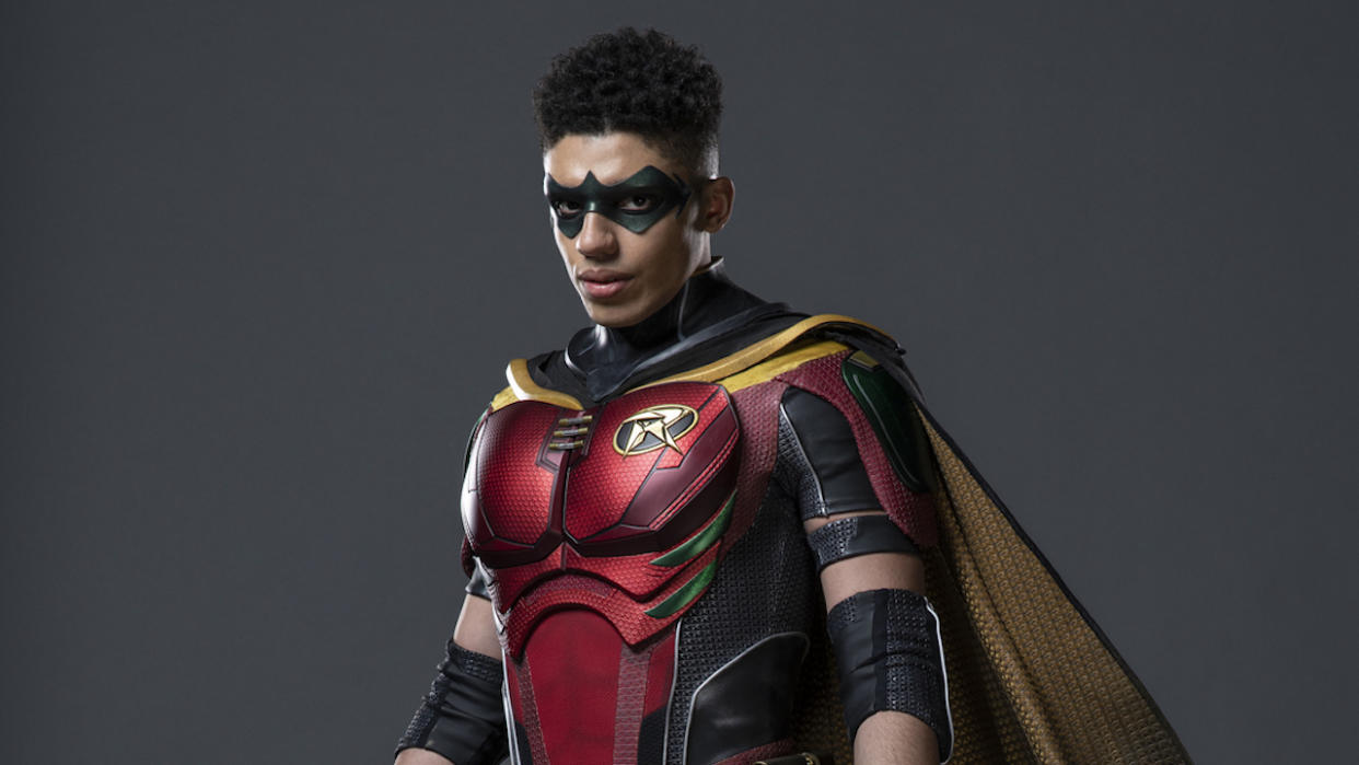  Jay Lycurgo's Tim Drake suited up as Robin in Titans promo picture 