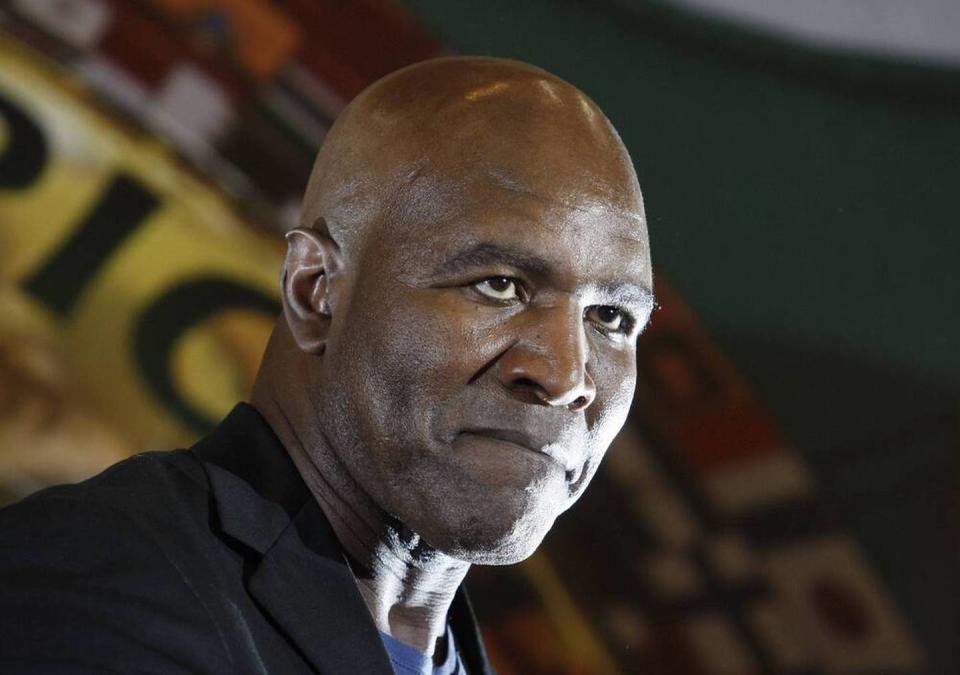 K.o. in Runde eins! Holyfield kassiert Prügel bei Comeback