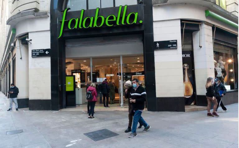 El local de Falabella sobre la calle Florida fue el último en cerrar