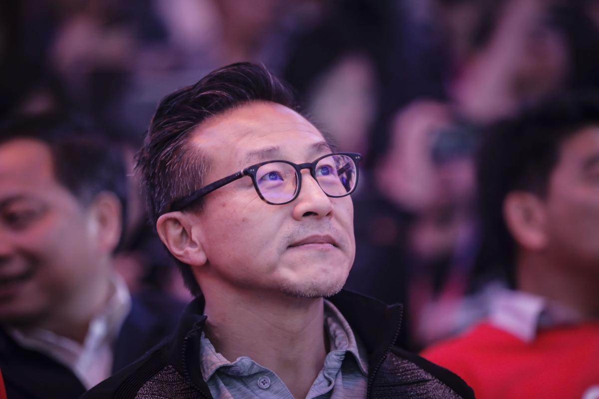 Alibaba wins as Jack Ma and Joe Tsai buy 0 million worth of shares