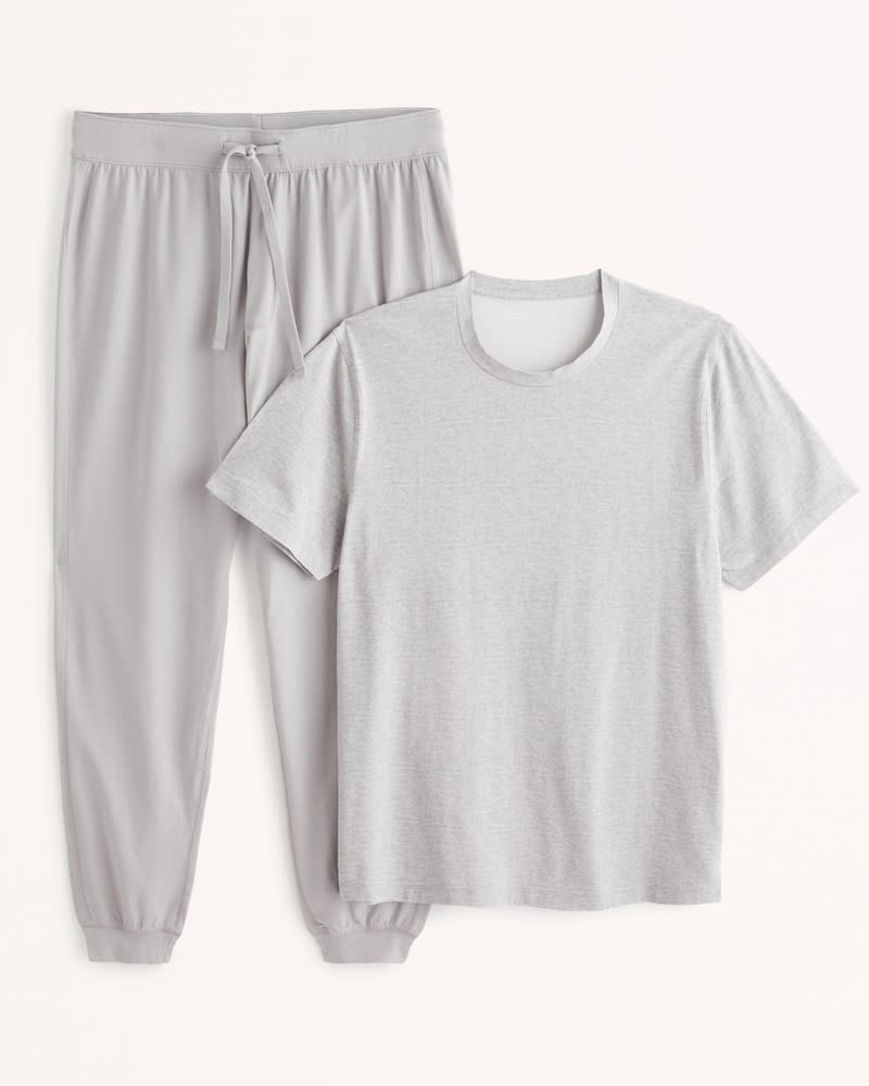 <p><a href="https://go.redirectingat.com?id=74968X1596630&url=https%3A%2F%2Fwww.abercrombie.com%2Fshop%2Fus%2Fp%2Fjoggers-sleep-set-51881320&sref=https%3A%2F%2Fwww.esquire.com%2Flifestyle%2Fg26254655%2Flast-minute-valentines-day-gift-ideas-for-men-under-40%2F" rel="nofollow noopener" target="_blank" data-ylk="slk:Shop Now;elm:context_link;itc:0;sec:content-canvas" class="link ">Shop Now</a></p><p>Joggers Sleep Set</p><p>abercrombie.com</p><p>$33.60</p>