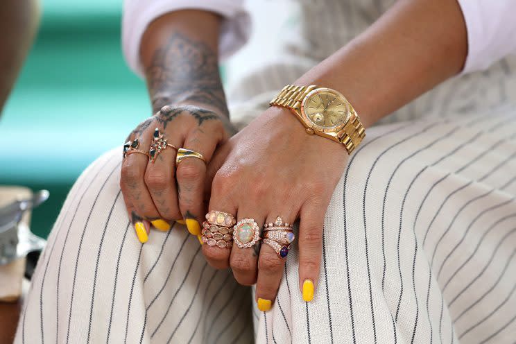 Rihanna bling