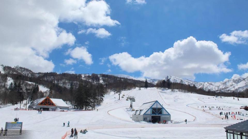 初雪谷度假村有22條專業的滑雪道。（翻攝官方粉絲團）