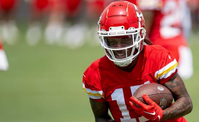 Chiefs WR Juju Smith-Schuster expresses desire to stay in KC