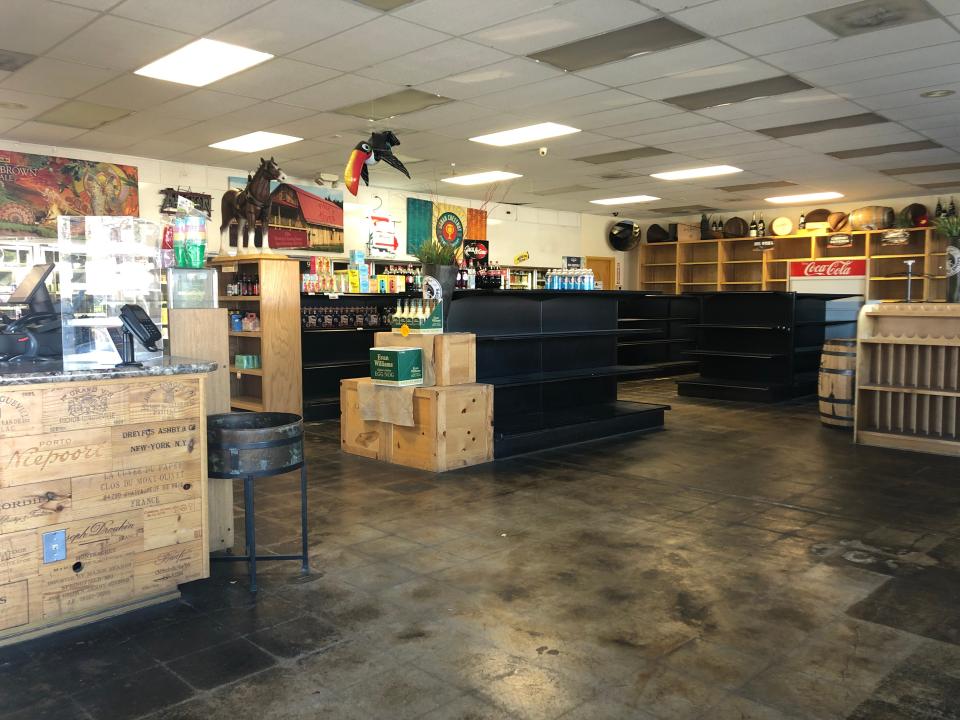 The interior of the Brown Derby at 2047 S. Campbell Ave. on Wednesday, Nov. 15, 2023. The store is permanently closed.