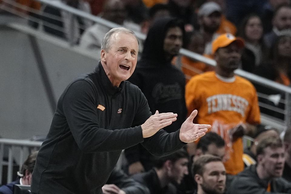 FILE — Tennessee head coach Rick Barnes watches his team in an NCAA college basketball game against Michigan on March 19, 2022, in Indianapolis. Barnes has a more experienced squad this season with two of the three Volunteers who tested their NBA draft stock among nine players back this season. (AP Photo/Darron Cummings)