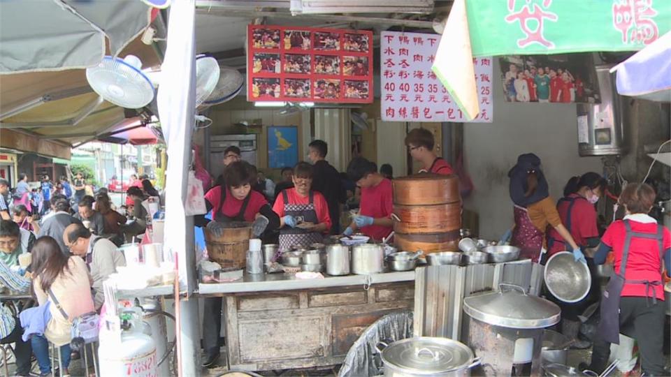 銅板美食一級戰區　朝天宮巷弄內鴨肉噴香