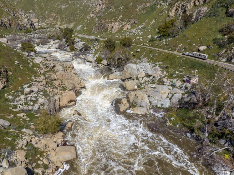 LAKE ISABELLA, CA - APRIL 06: The lower Kern River, next to California State Route 178, flows heavily from the recent winter and early spring storms. FOR FILE ART. Photographed on the Kern River on Thursday, April 6, 2023. (Myung J. Chun / Los Angeles Times)