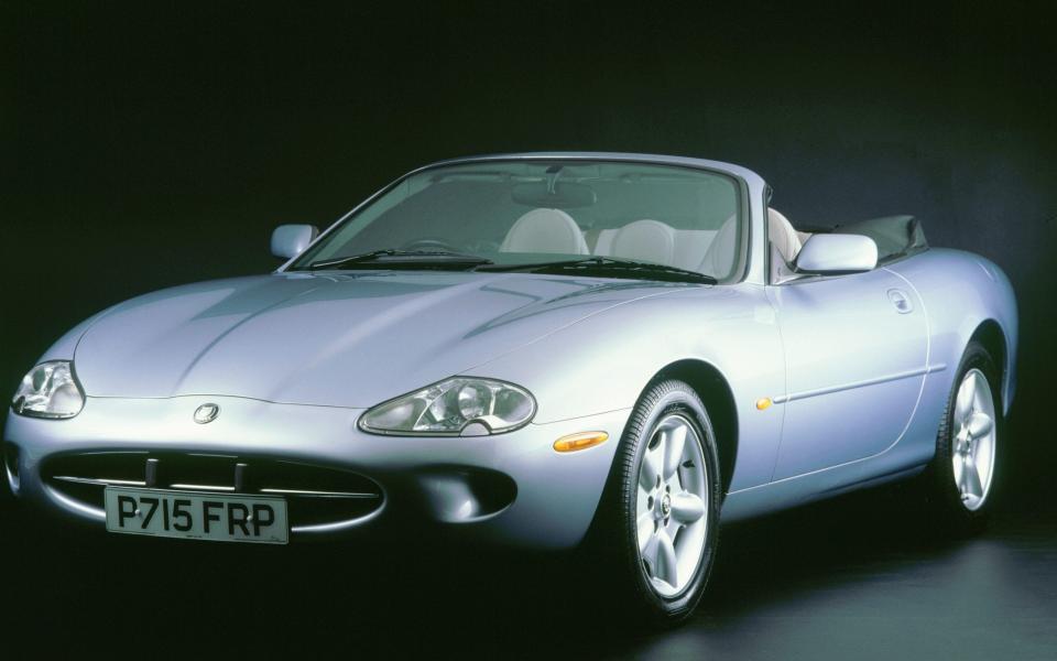 Jaguar XK8 (1996-2005)