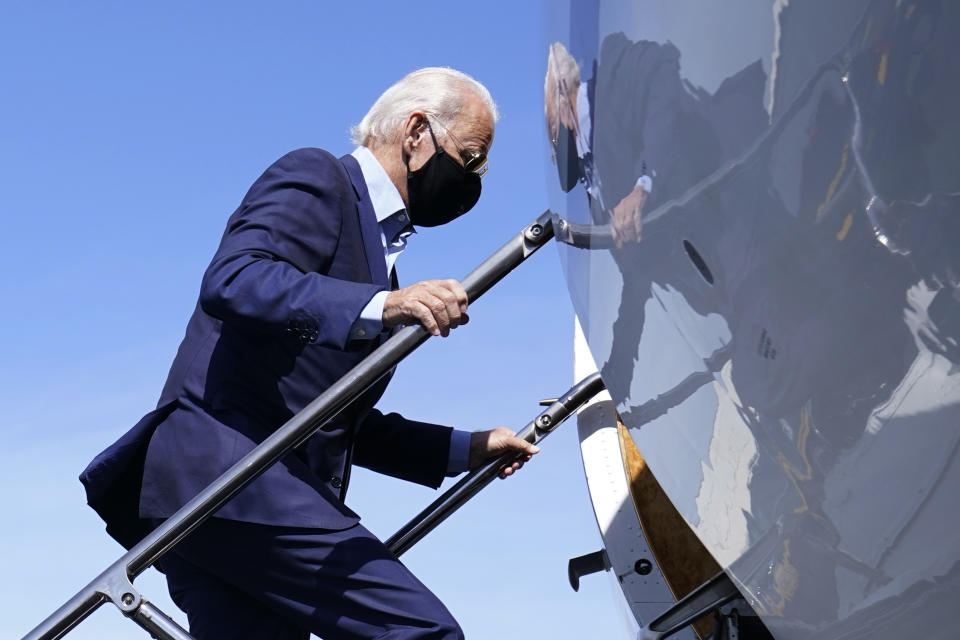Democratic presidential candidate former Vice President Joe Biden boards a plane at New Castle Airport in New Castle, Del., Monday, Sept. 7, 2020. (AP Photo/Carolyn Kaster)
