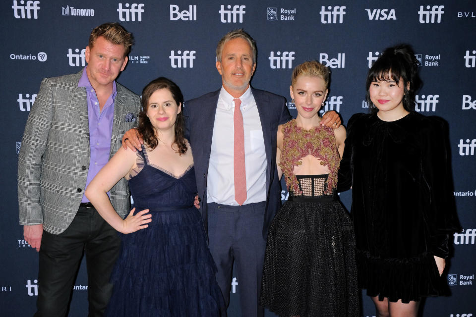 TORONTO, ONTARIO - SEPTEMBER 12: (L-R) Dash Mihok, Samantha Hyde, Matt Smukler, Kiernan Shipka and Kannon Omachi attends the 