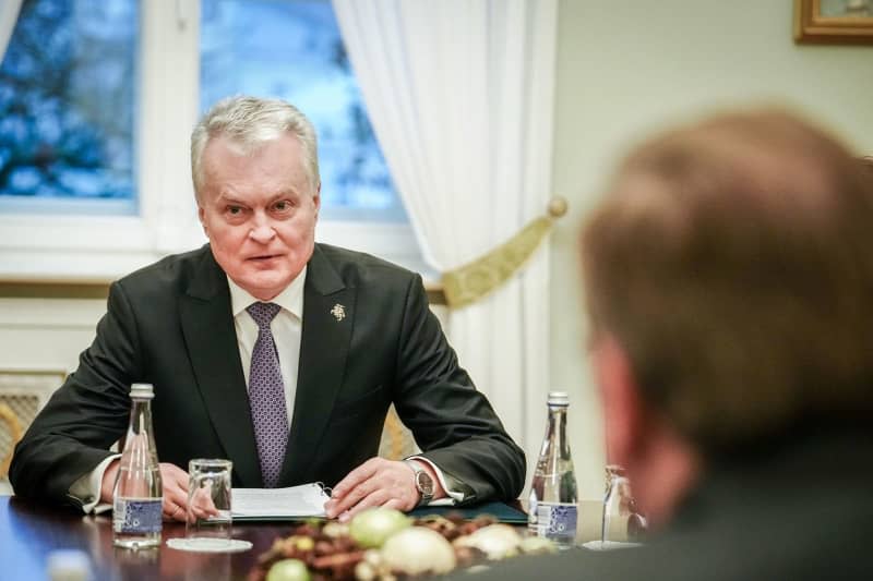 Lithuanian President Gitanas Nauseda speaks during a meeting at the presidential palace. Kay Nietfeld/dpa