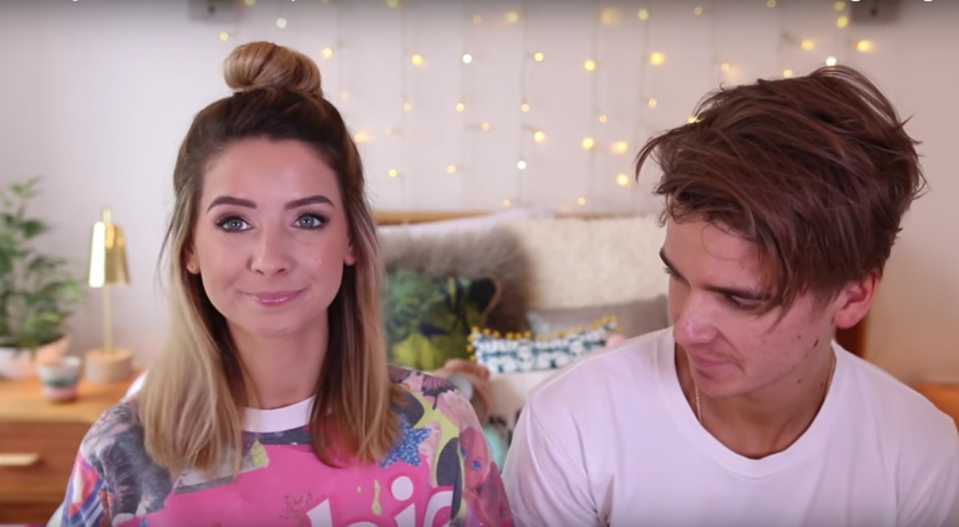 Zoella avec son frère