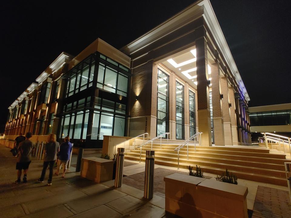 A nighttime view of the Franklin County Judicial Center.