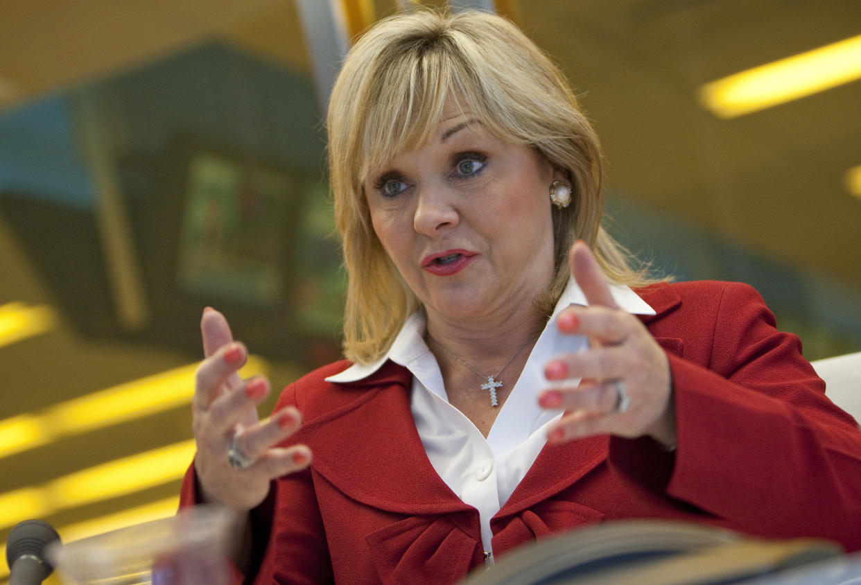 Oklahoma Gov. Mary Fallin&nbsp;(R), pictured here in 2011, speaks during an interview in New York.&nbsp; (Photo: Bloomberg via Getty Images)