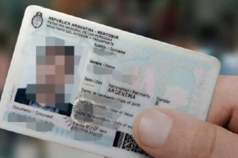 Tener el DNI al día es uno de los requisitos indispensables para realizar el pasaporte