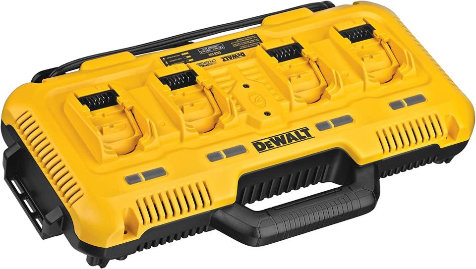 DEWALT 20V MAX* Charger, 4-Port, Rapid Charge