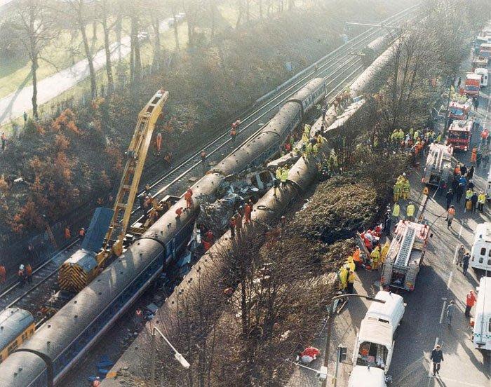 35 people were killed and over 400 injured in the horrific crash (London Fire Brigade)