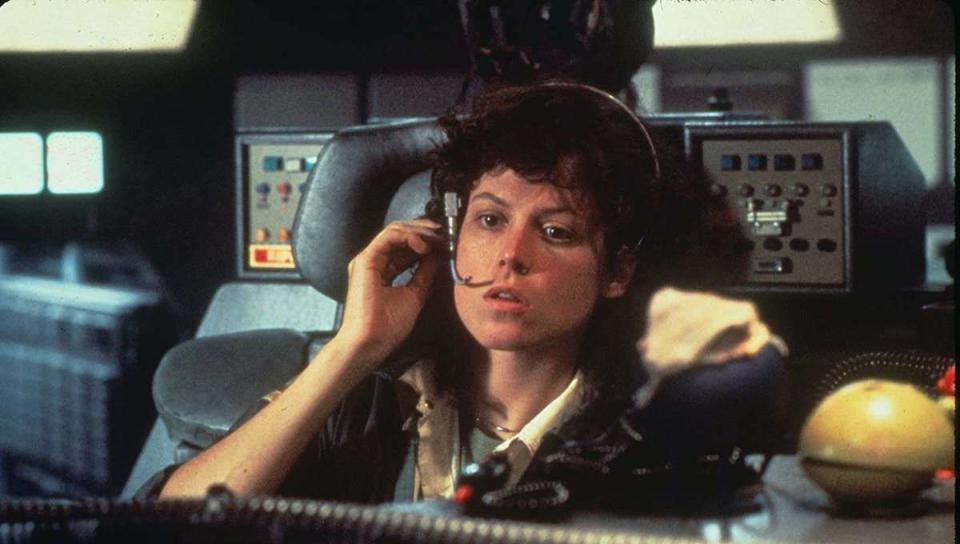 6) Sigourney Weaver