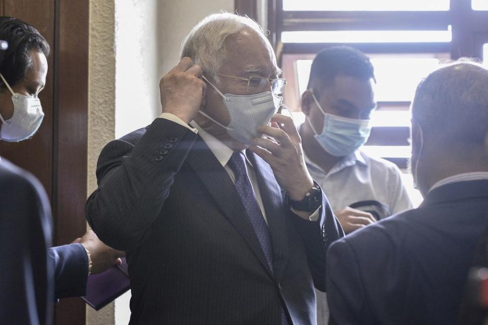 Datuk Seri Najib Razak is pictured at the Kuala Lumpur High Court on September 1, 2020. ― Picture by Miera Zulyana