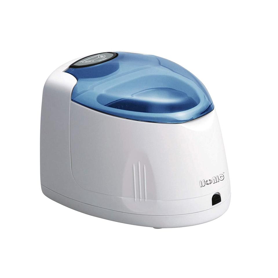 isonic f3900 ultrasonic denturealignerretainer cleaner