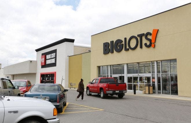 Big Lots has more than 1,400 stores in 48 states. The Ohio-based retailer is looking to open a new location at 1823 Wisconsin Ave. in Grafton.