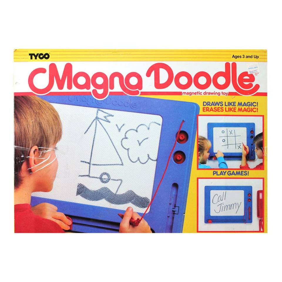 1974 — Magna Doodle
