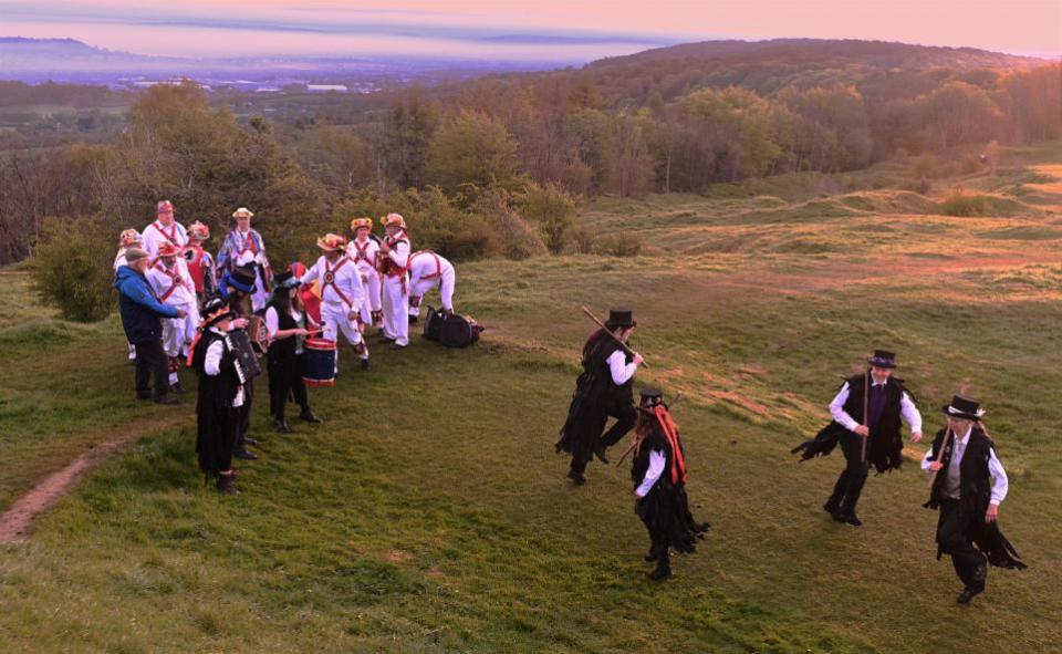 Stroud News and Journal: May 01 2024

Copyright Photographer Simon Pizzey 

Painswick Beacon, Stroud,  Gloucestershire
Gloucestershire Morris, Stroud Morris and Tattered Court Morris celebrate May Day and herald in the summer sun.