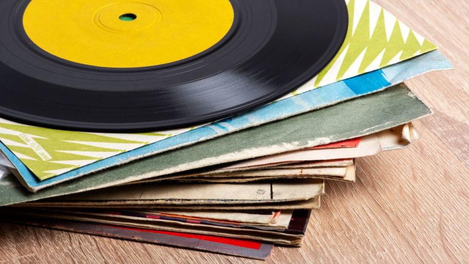 record players for household valuables