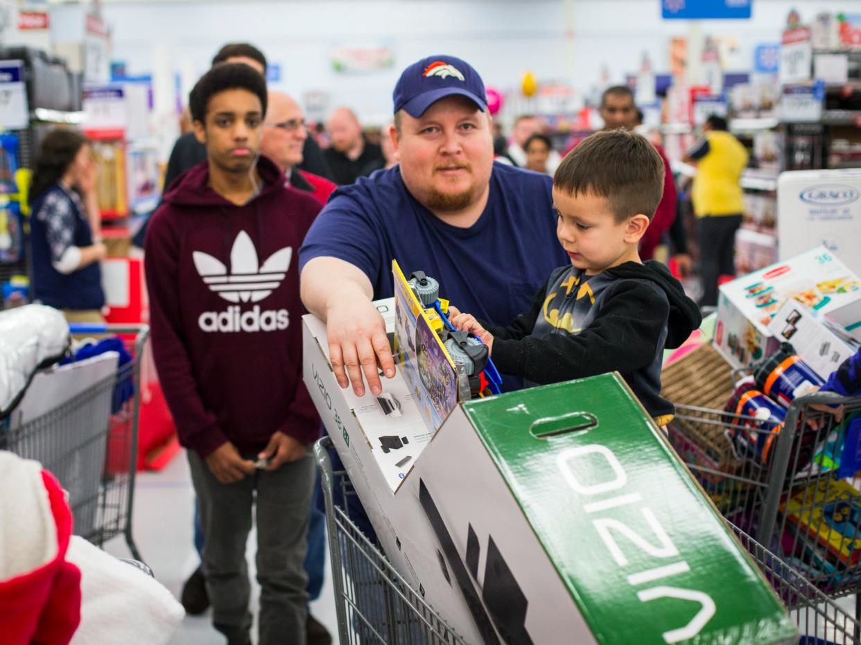 Walmart holiday shopping