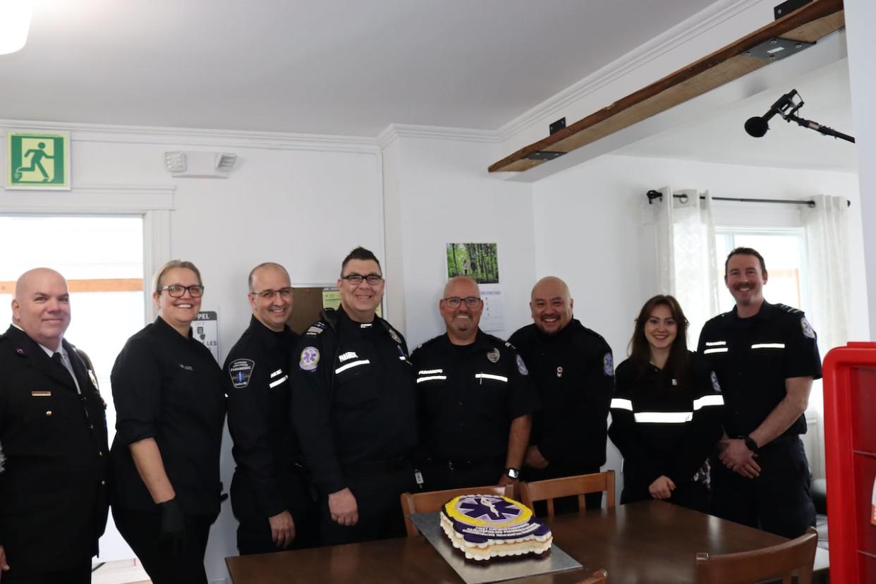 First Nations Paramedics provides ambulance services to the Kanien’kehá:ka (Mohawk) territory of Kanesatake, northwest of Montreal, and its neighbours of Saint-Placide, Que., and Oka, Que.   (First Nations Paramedics des Premières Nations/Facebook - image credit)