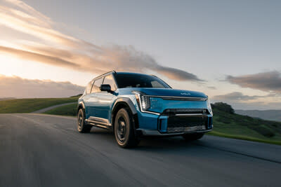 Kia America announces pricing and trim strategy for 2024 EV9 EV SUV. (PRNewsfoto/Kia America)